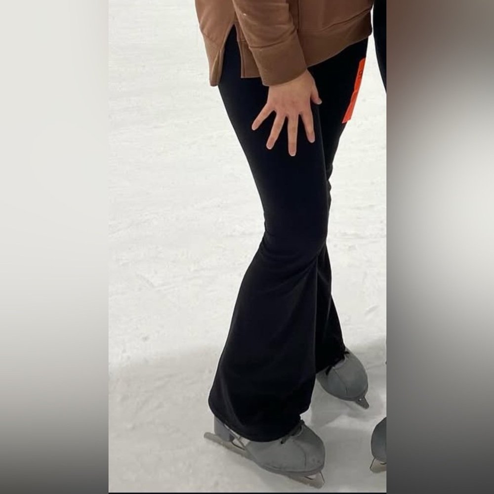 Aerie black flare leggings